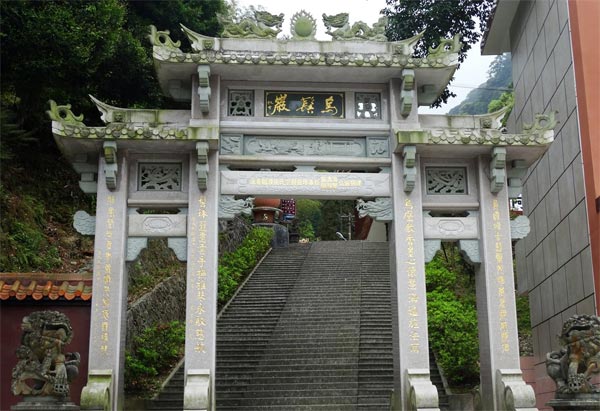 永春乌髻岩风景区