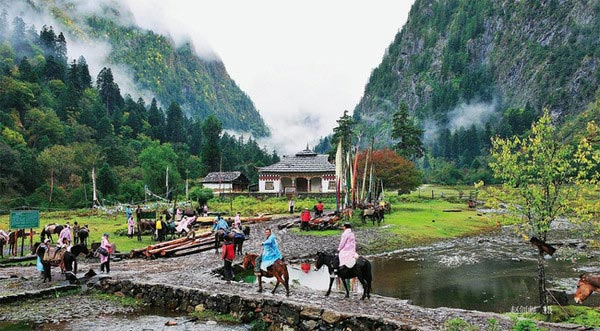 丽江旅游攻略10天行程及注意事项