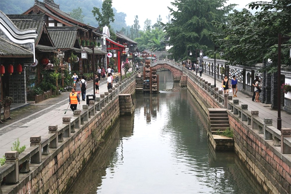 崇州街子古镇 传承一千多年的历史名镇|街子古镇