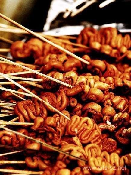 泰国的烤鸡肠